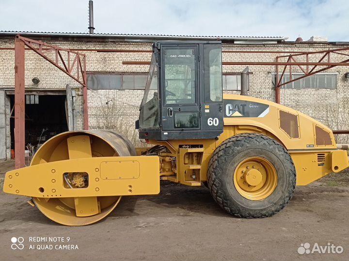 Дорожный каток CAT CS56, 2010