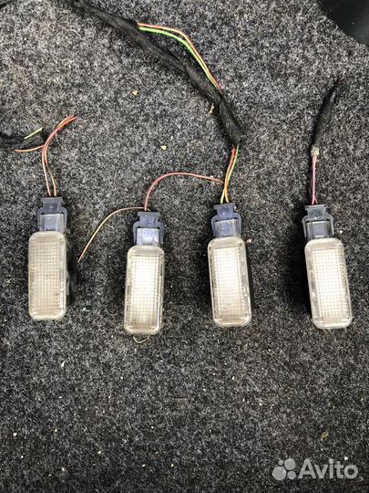 Плафоны подсветки 3B0947415 B