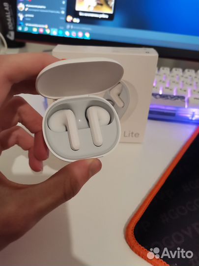 Беспроводные наушники Xiaomi Buds 4 Lite