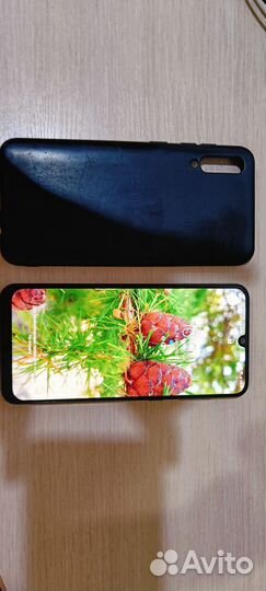 Samsung Galaxy A50, 6/64 ГБ