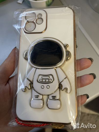 Чехол на iPhone 12