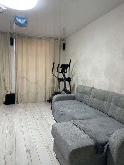 4-к. квартира, 102,3 м², 1/3 эт.