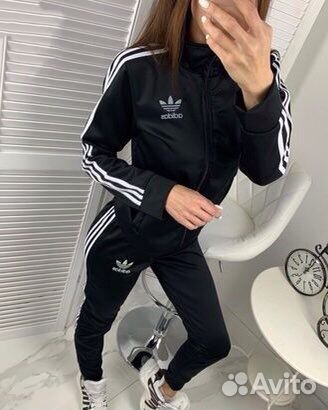 Костюм спортивный