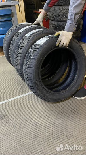 Goodyear Vector 4Seasons Gen-3 215/55 R16 91V