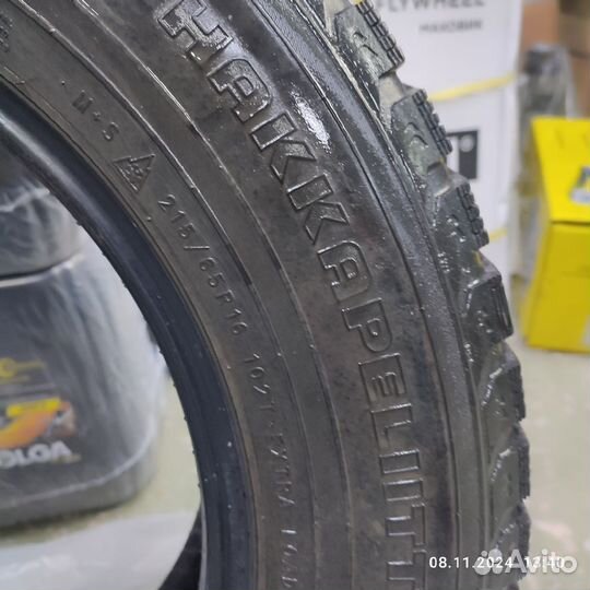 Nokian Tyres Hakkapeliitta 1 215/65 R16 102