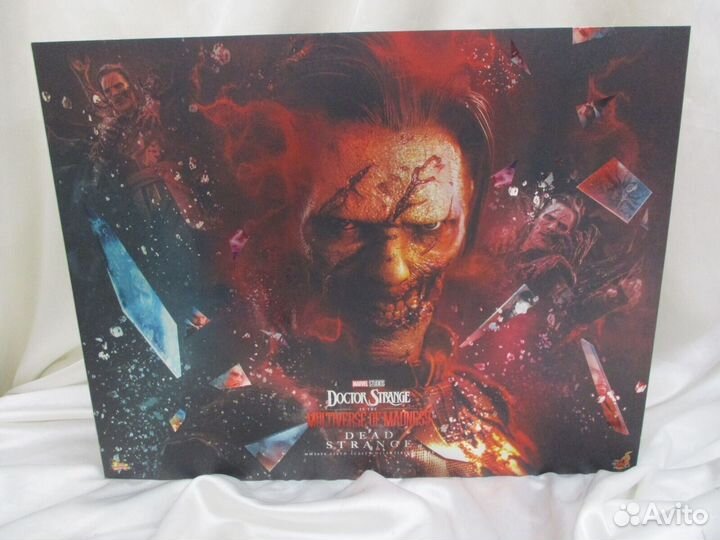 Hot toys dead strange