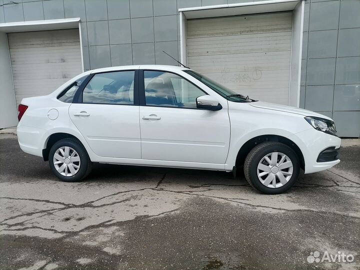 LADA Granta 1.6 МТ, 2023, 8 км