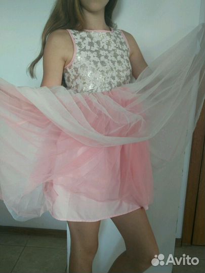 Праздничное платье для девочки