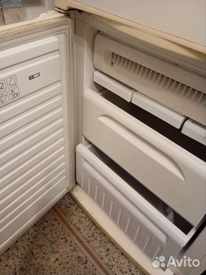 Холодильник Стинол бу