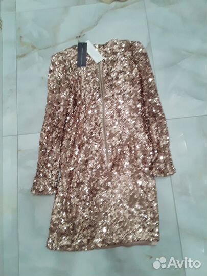 Платье вечернее