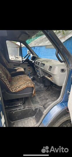 ГАЗ Соболь 2217 2.4 МТ, 2002, 100 000 км