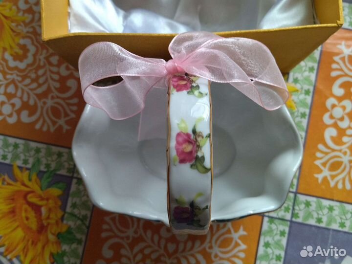 Салфетница фарфоровая