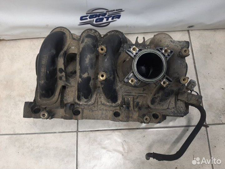 Коллектор впускной Renault Kangoo K7mк750 2011