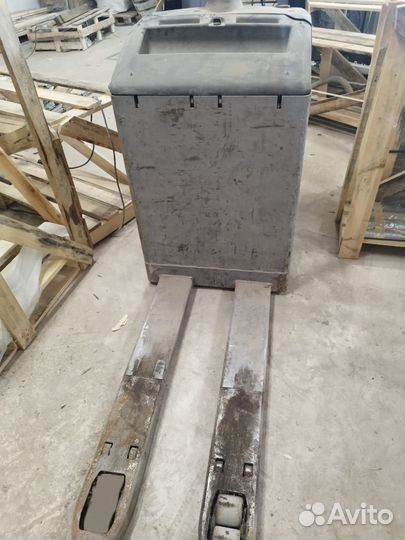 Штабелер (ричтрак) STILL EXU-SF20, 2014