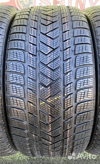 Pirelli Scorpion Winter 285/40 R21 109V