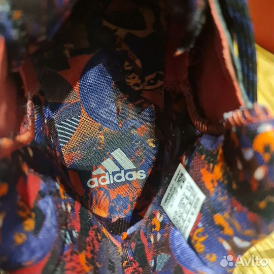 Баскетбольные кроссовки adidas