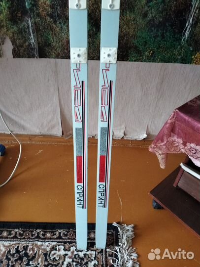 Лыжи беговые пластик