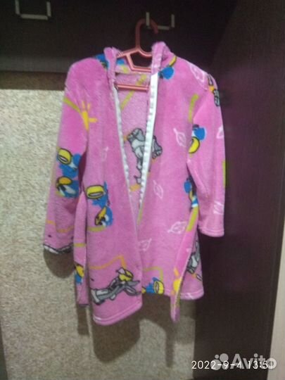 Продам махровый теплый халат для девочки