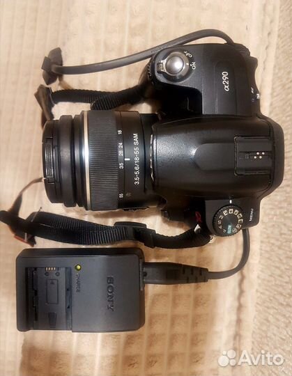 Цифровая зеркальная фотокамера sony