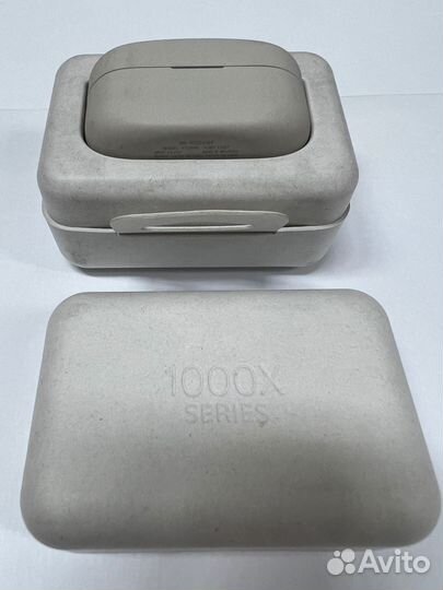 Беспроводные наушники Sony WF-1000XM4, серебристые