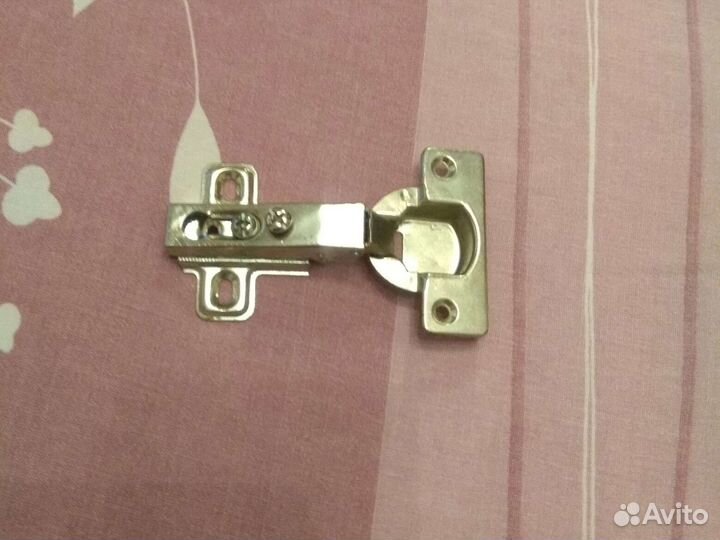 Петли для дверей