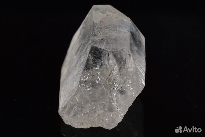 Кварц с дюмортьеритом. Лот №828