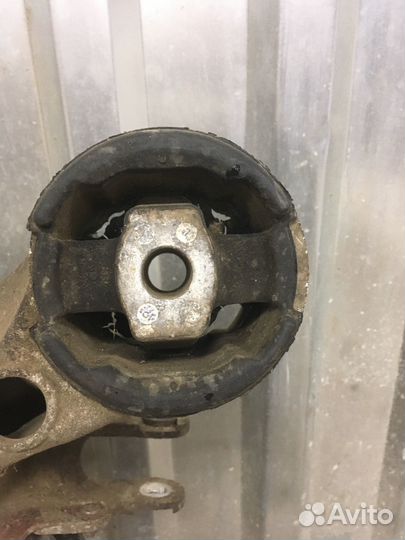 Задний подрамник BMW 7 E65 E66 балка заднего моста