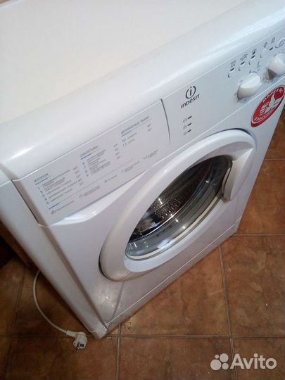 Стиральная машина бу indesit