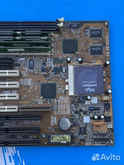 Материнская плата Socket 7 Asus 200Mhz 32мб озу