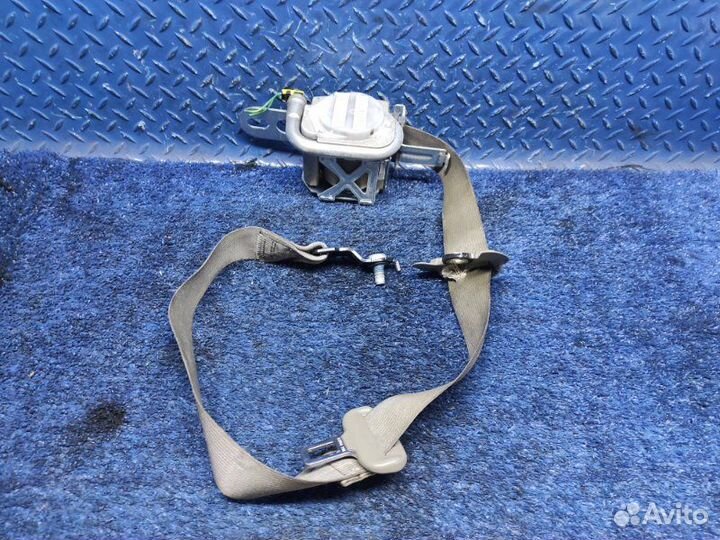 Ремень безопасности передний левый Jeep Grand