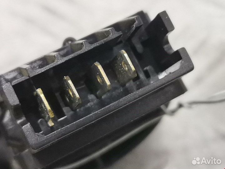 Кнопка обогрева заднего стекла Renault Scenic