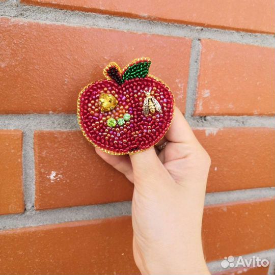 Брошь на заказ