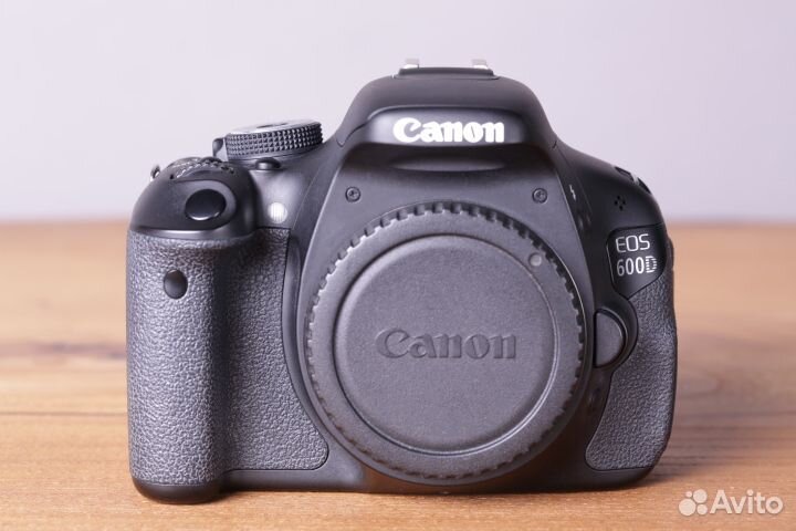 Фотоаппарат Canon 600D Body