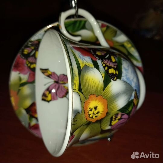 Фарфоровая чайная пара