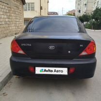 Kia Spectra 1.6 MT, 2006, 300 000 км, с пробегом, цена 220 000 руб.