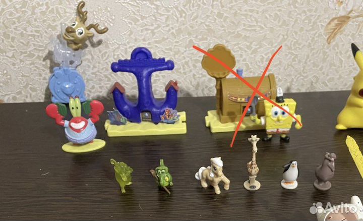 Фигурки (киндер, губка боб)