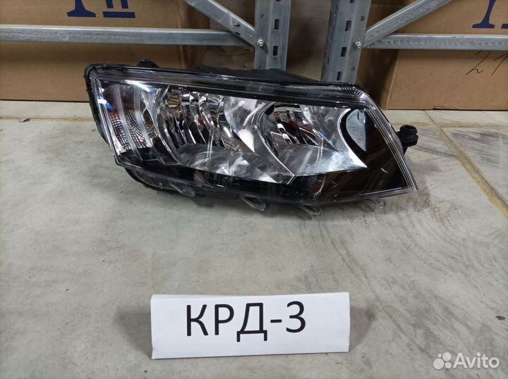 Фара правая Skoda Octavia 3 А7 2013