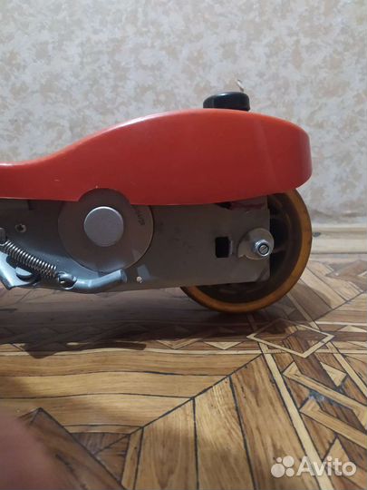 Электросамокат E-Scooter