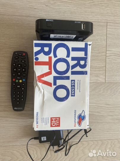 Ресиверы триколор 2 шт GS B533M, GS C592