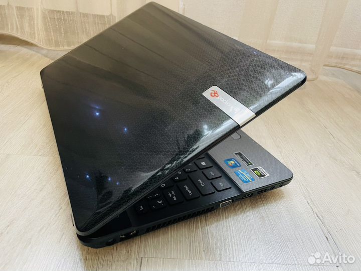 Игровой ноутбук i5/2.7MHz/SSD/8Gb/GT540(2gb)