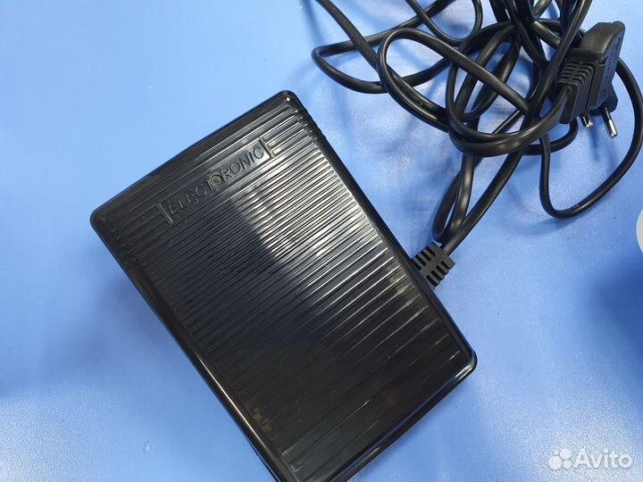 Швейная машина Janome Ami 25s