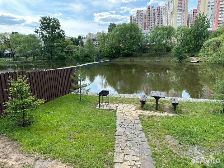 Дом с баней и купелью у озера