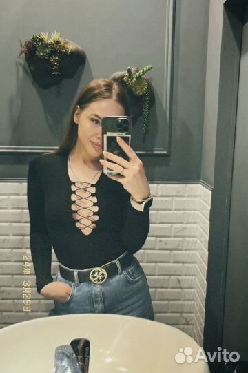 Хостес, Администратор,официант