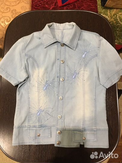 Джинсовая рубашка