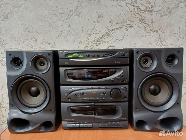 Музыкальный центр GoldStar