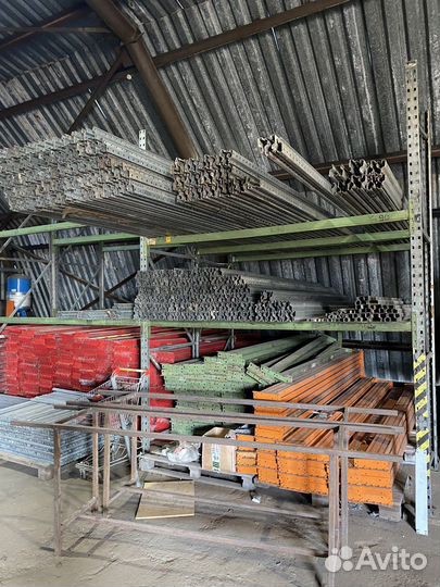 Стеллажи паллетные б/у