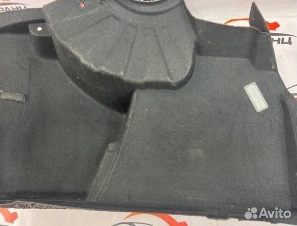 Обшивка багажника левая Citroen С4 седан(B7) EP6C