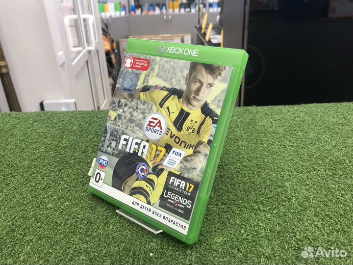 Игра FIFA 17 для Xbox One
