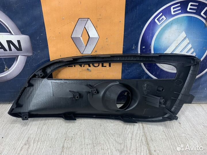 Оправа накладка птф туманки Kia ceed 2 JD Прав