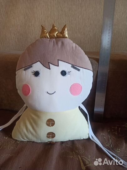 Бортик мягкий для детской кровати